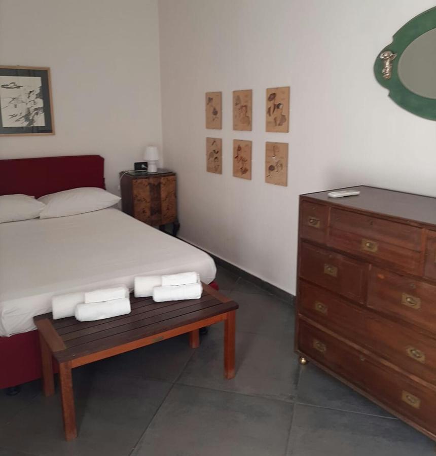 A Casa Di Armando Apartment Palermo Bagian luar foto