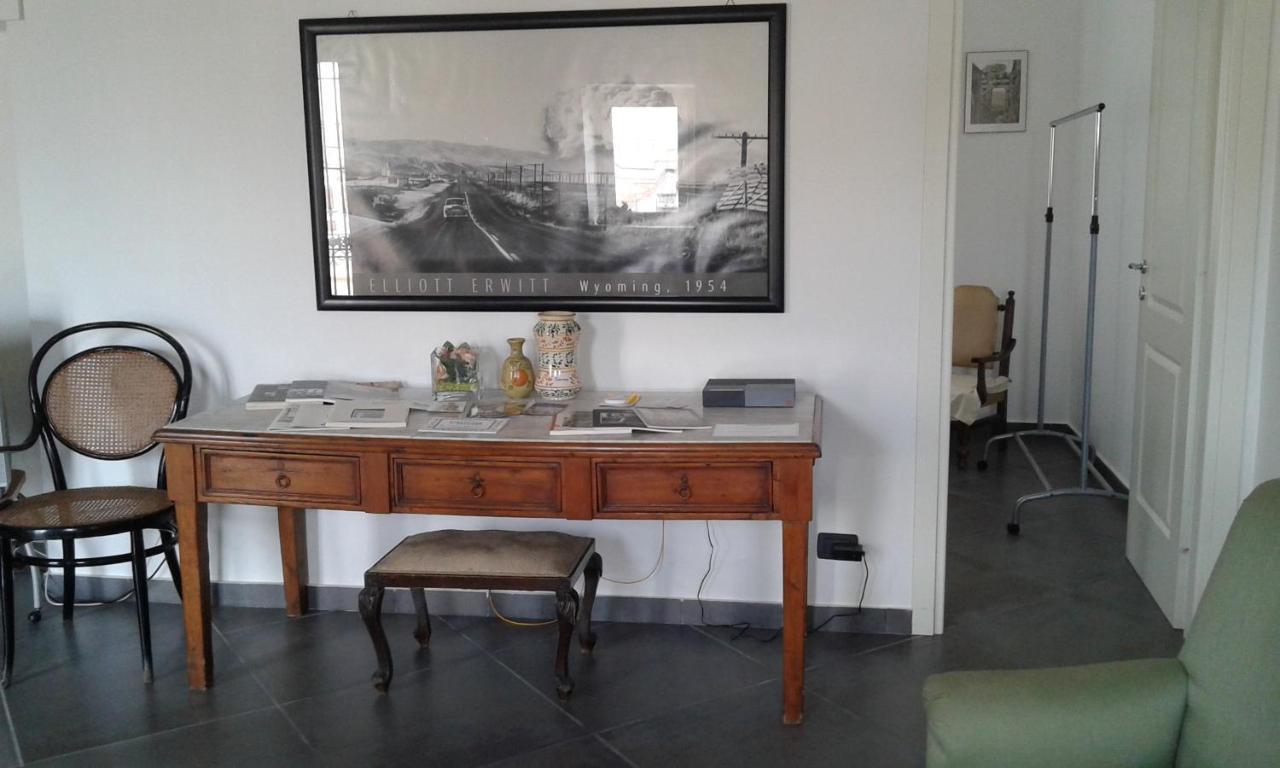 A Casa Di Armando Apartment Palermo Bagian luar foto